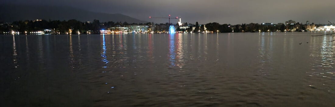 Blick über den Zürichsee nach Enge